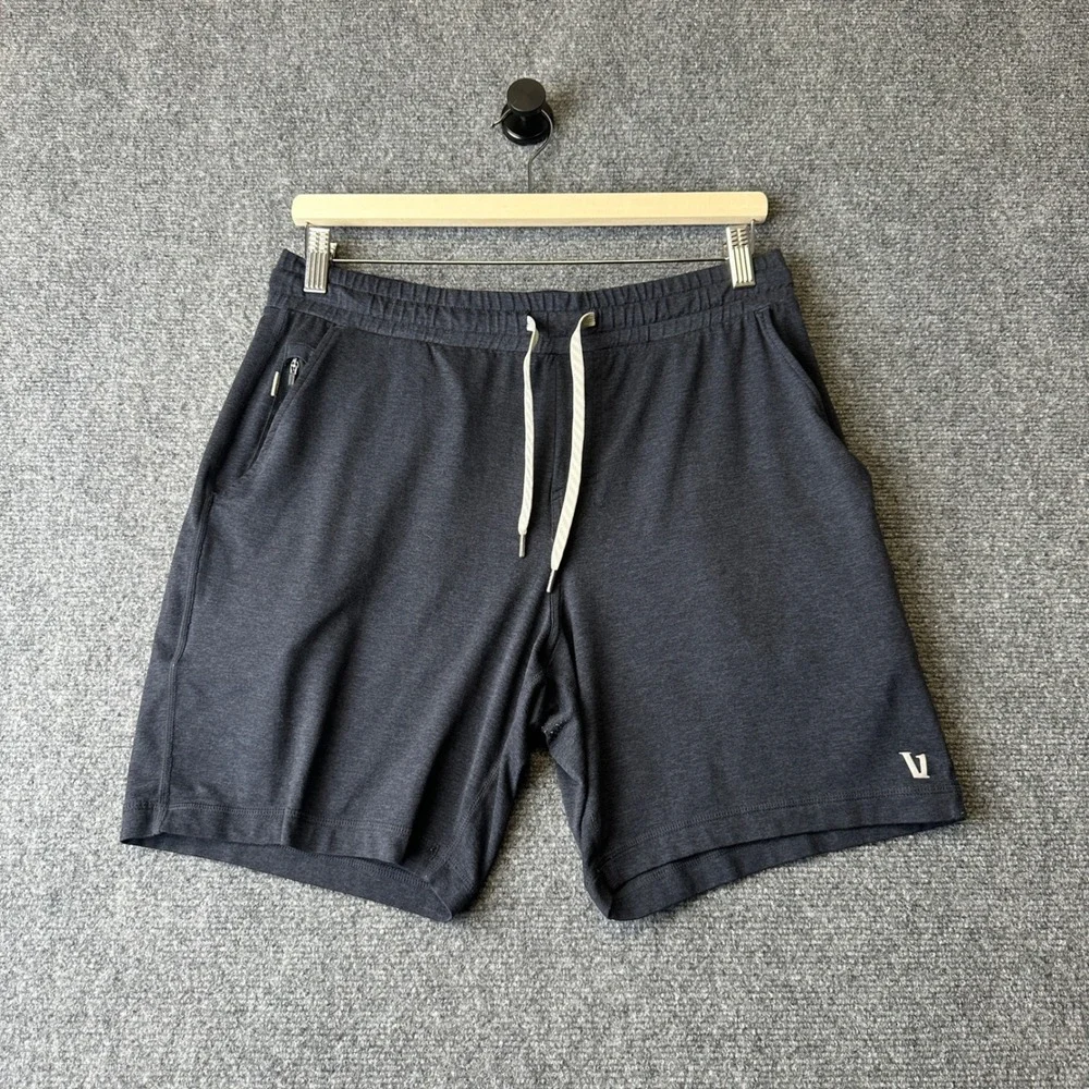 Vuori Shorts Mens Medium Gray Ponto Performance Athletic Yoga Gym Workout